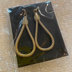 Gold Raindrop Earrings